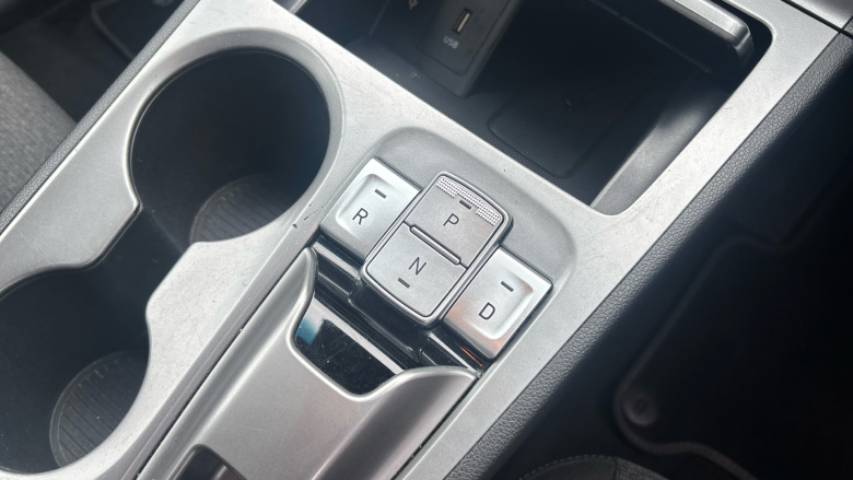 Hyundai KONA 100kW Premium 39kWh 5dr Auto Electric Hatchback